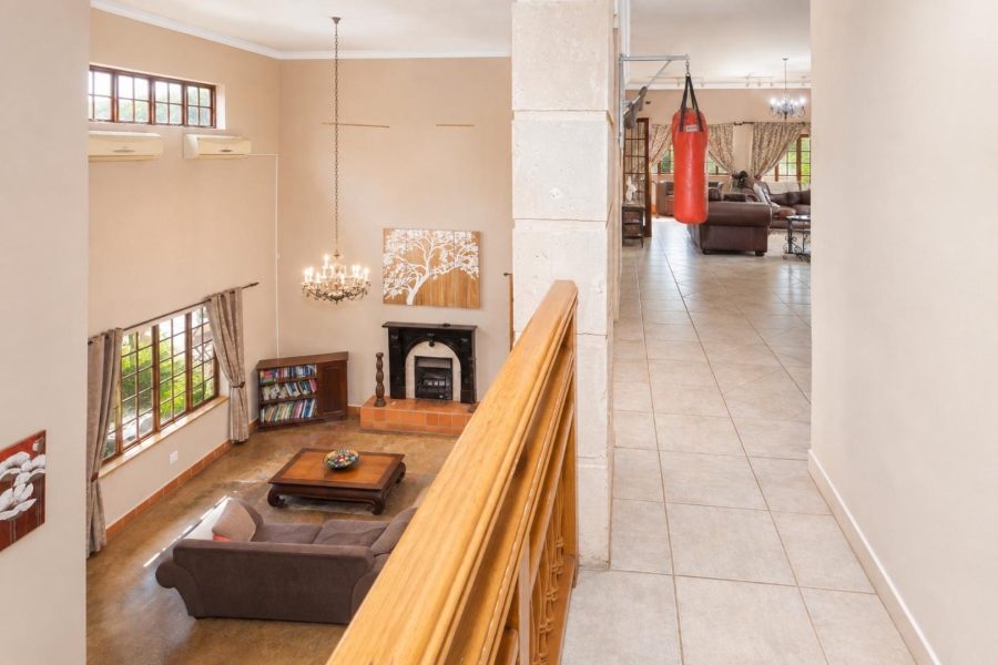 5 Bedroom Property for Sale in Schoemansville North West